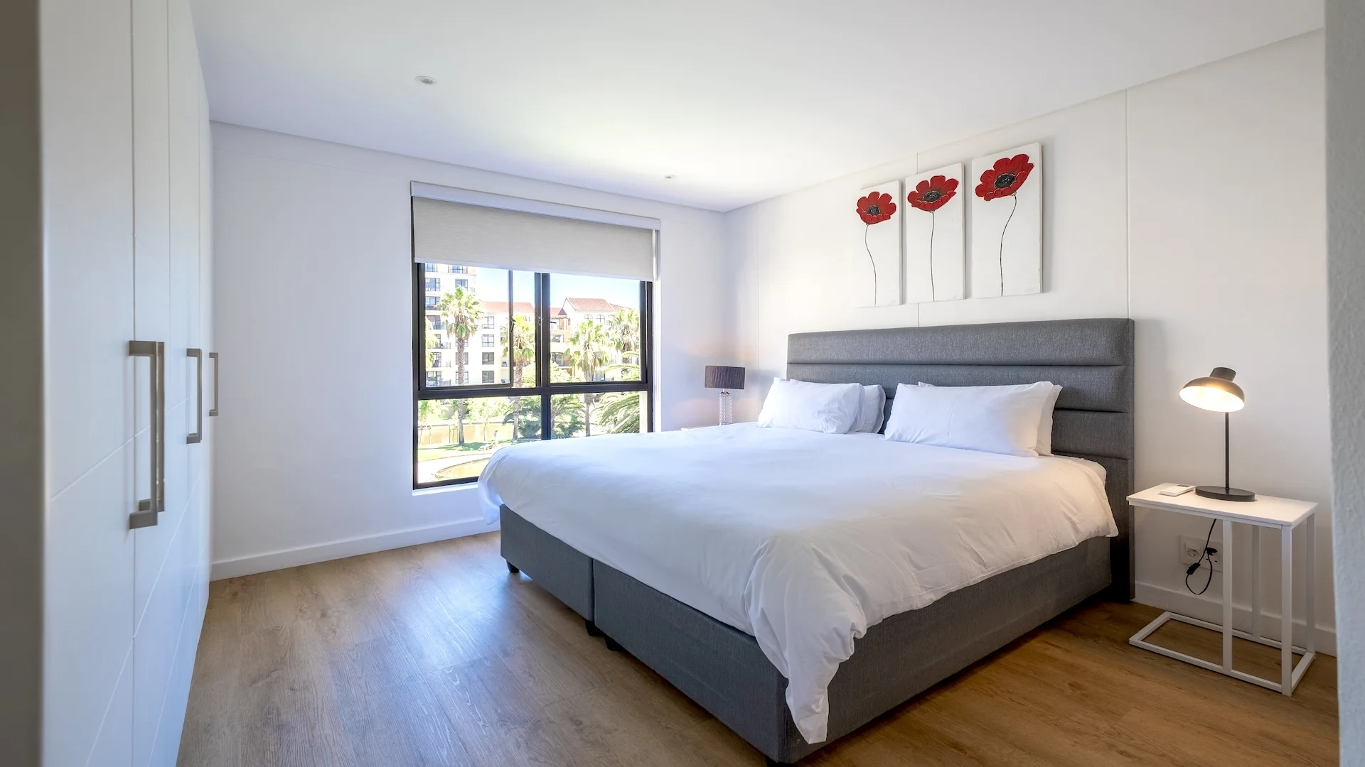 Portofino 2-Bed - Unit 220 - Sleeps 4